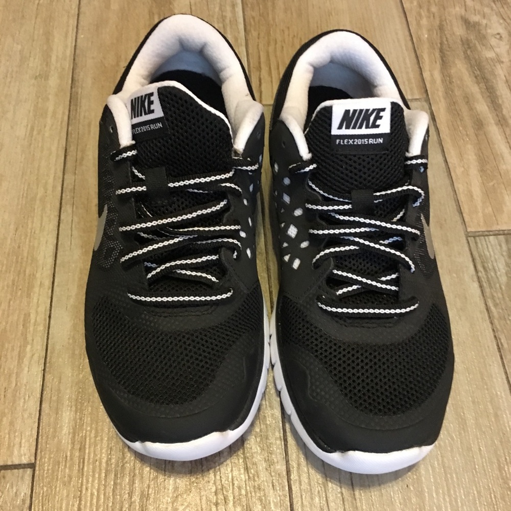 SOLD🚫🚫🚫 Nike Flex Run Shoes